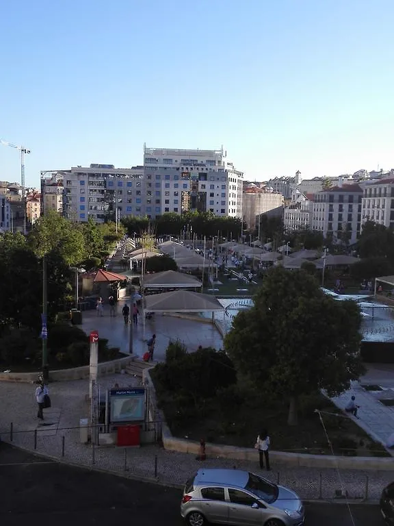 Martim Moniz 28 Guest House Lissabon