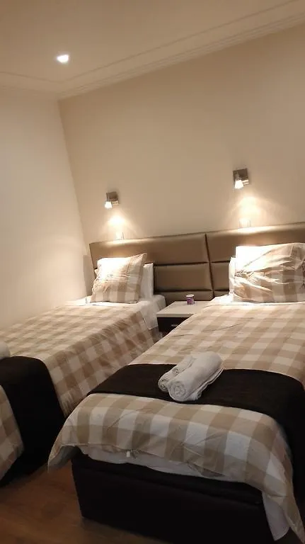 Martim Moniz 28 Guest House Lisbon