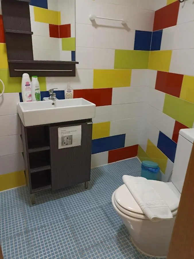 Martim Moniz 28 Guest House Lisbona