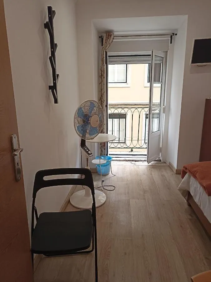 Martim Moniz 28 Guest House Lisbon