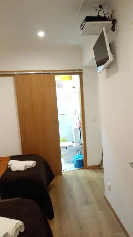 Martim Moniz 28 Guest House Lisbon
